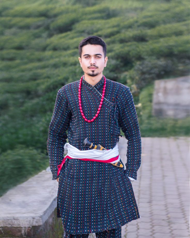 nepali culture dress